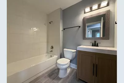 938 Hidden Lake Drive #938, Buffalo Grove, IL 60089 - Photo 12