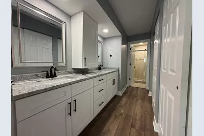 938 Hidden Lake Drive #938, Buffalo Grove, IL 60089 - Photo 10
