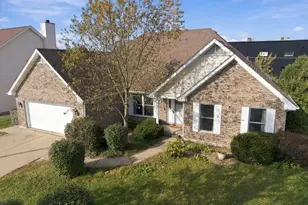 208 Rosewood Ct, Westmont, IL 60559 - Photo 1