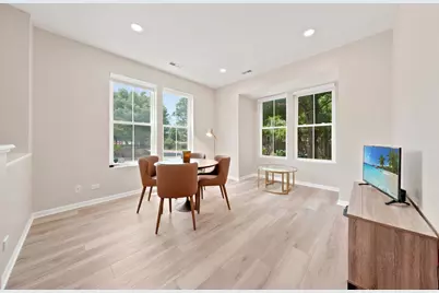 2112 S Crambourne Way #6-6, Arlington Heights, IL 60005 - Photo 6