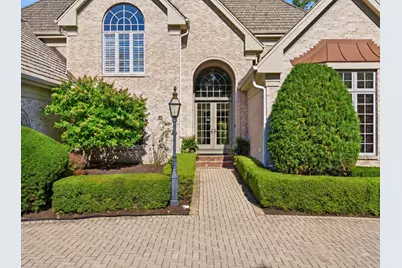 23 Ambriance Drive, Burr Ridge, IL 60527 - Photo 4