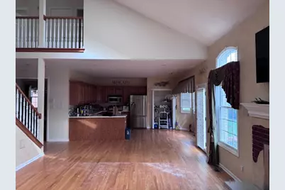 6407 Emerald Court, Willowbrook, IL 60527 - Photo 6