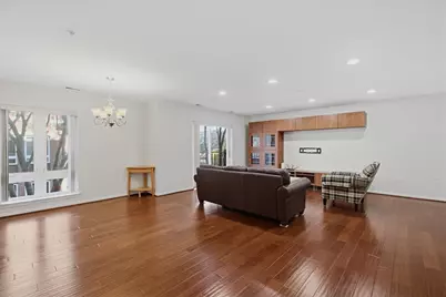 5040 W Warren Street #301, Skokie, IL 60077 - Photo 6