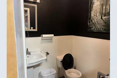 300 E Broadway Boulevard, Johnston City, IL 62951 - Photo 20