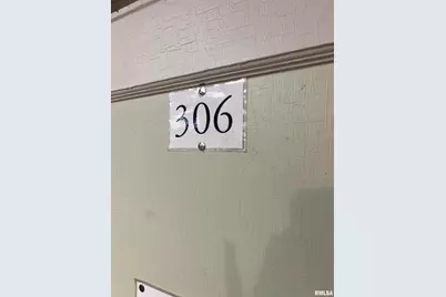 300 E Broadway Boulevard, Johnston City, IL 62951 - Photo 12