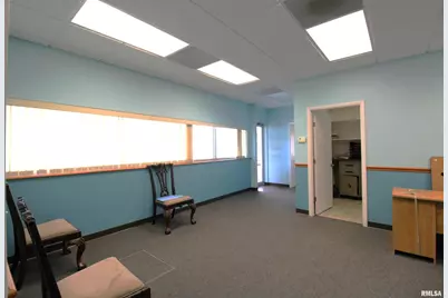 300 W Church Street, Salem, IL 62881 - Photo 6