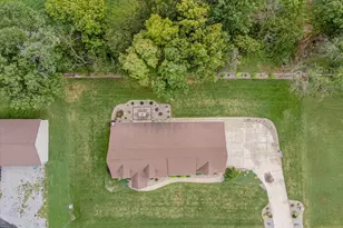 432 Indian Trail Dr, Pinckneyville, IL 62274 - Photo 4