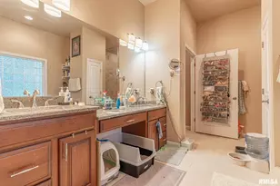 2022 W Main St, Salem, IL 62881 - Photo 16