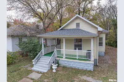 727 N Broadway Avenue, Salem, IL 62881 - Photo 4