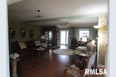 195 E Market Street, Elizabethtown, IL 62931 - Photo 4