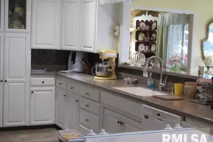 195 E Market St, Elizabethtown, IL 62931 - Photo 18