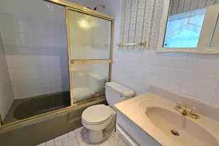 405 Easthaven Dr, Centralia, IL 62801 - Photo 32