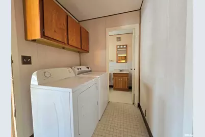 405 Easthaven Drive, Centralia, IL 62801 - Photo 36