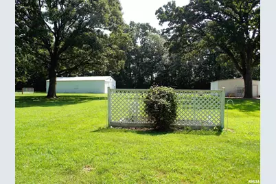1723 Walnut Hill Road, Centralia, IL 62801 - Photo 48