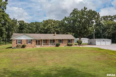 1723 Walnut Hill Road, Centralia, IL 62801 - Photo 2