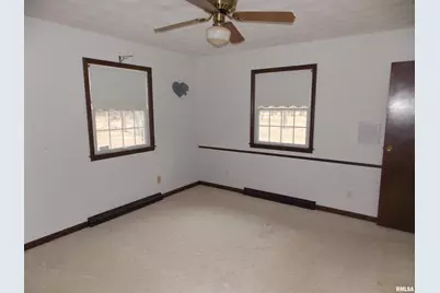 1723 Walnut Hill Road, Centralia, IL 62801 - Photo 18