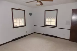 1723 Walnut Hill Rd, Centralia, IL 62801 - Photo 18