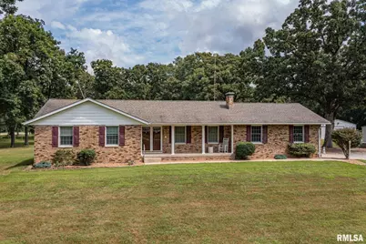 1723 Walnut Hill Road, Centralia, IL 62801 - Photo 1