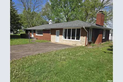 300 N 8th Street, Earlville, IL 62932 - Photo 2