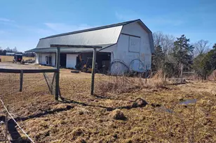 425 Pioneer Ln, Vienna, IL 62995 - Photo 28