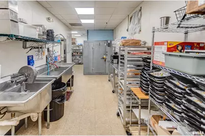 109 S Park Street, Sesser, IL 62884 - Photo 16