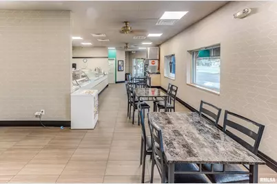 109 S Park Street, Sesser, IL 62884 - Photo 4