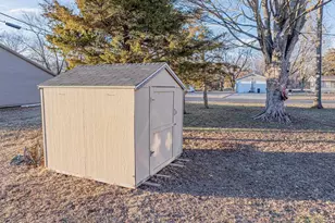 1201 N Franklin St, Salem, IL 62881 - Photo 12