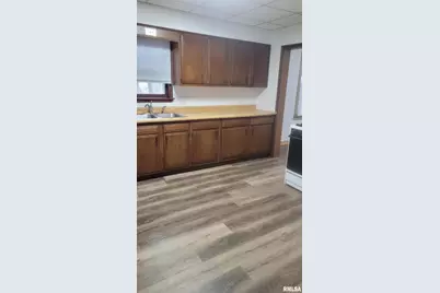 211 W Bryan Street, Herrin, IL 62948 - Photo 10