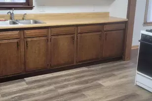 211 W Bryan Street, Herrin, IL 62948 - Photo 10