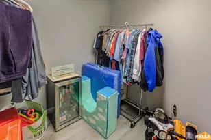 424 N College St, Centralia, IL 62801 - Photo 14