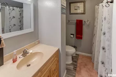 424 N College Street, Centralia, IL 62801 - Photo 40