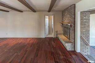 333 N Lakeview Dr, Salem, IL 62881 - Photo 12