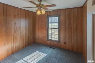 333 N Lakeview Dr, Salem, IL 62881 - Photo 28