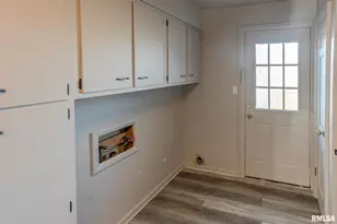 333 N Lakeview Dr, Salem, IL 62881 - Photo 26