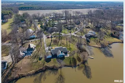 333 N Lakeview Drive, Salem, IL 62881 - Photo 58