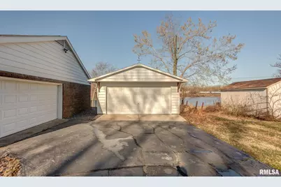 333 N Lakeview Drive, Salem, IL 62881 - Photo 50