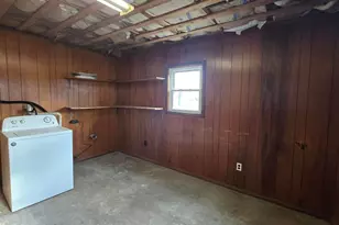 205 Shaw St, Harrisburg, IL 62946 - Photo 18