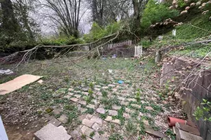 1012 W 9th St, Alton, IL 62002 - Photo 4