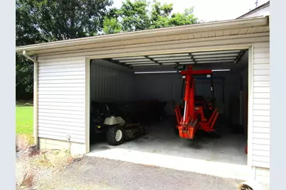 1253 County Road 800 E, Carmi, IL 62821 - Photo 36