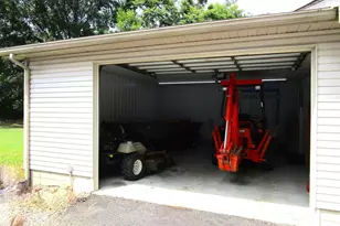 1253 County Rd 800 E, Carmi, IL 62821 - Photo 36