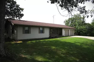 1253 County Rd 800 E, Carmi, IL 62821 - Photo 50