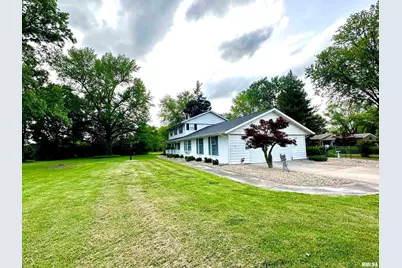 1 Estate Drive, Centralia, IL 62801 - Photo 4