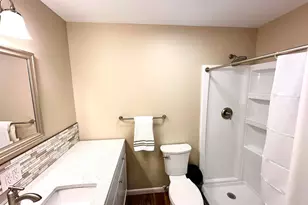 1 Estate Dr, Centralia, IL 62801 - Photo 20