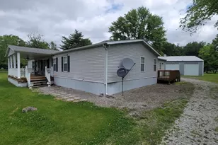 3614 S Hotze Rd, Salem, IL 62881 - Photo 2