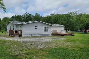 3614 S Hotze Rd, Salem, IL 62881 - Photo 4