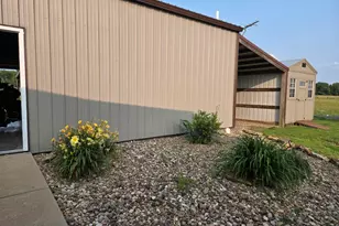 1640 Pleasant Ridge Rd, Vienna, IL 62995 - Photo 66