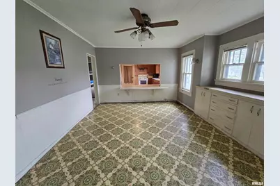 1201 E Noleman Street, Centralia, IL 62801 - Photo 10