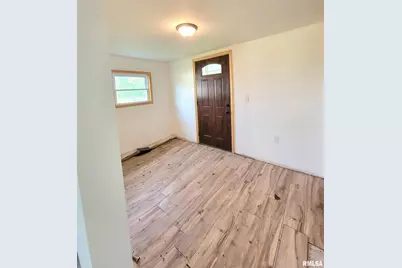 7324 State Route 161, Iuka, IL 62849 - Photo 10