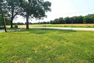 7324 State Route 161, Iuka, IL 62849 - Photo 76