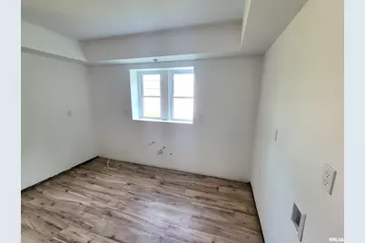 7324 State Route 161, Iuka, IL 62849 - Photo 8